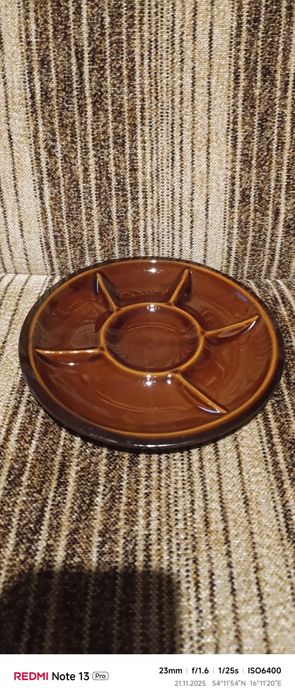 Sprzedam talerz dzielony z czasów prl-u Pruszków