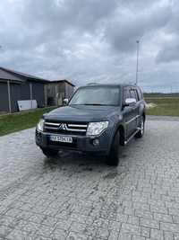 mitsubishi pajero wagon