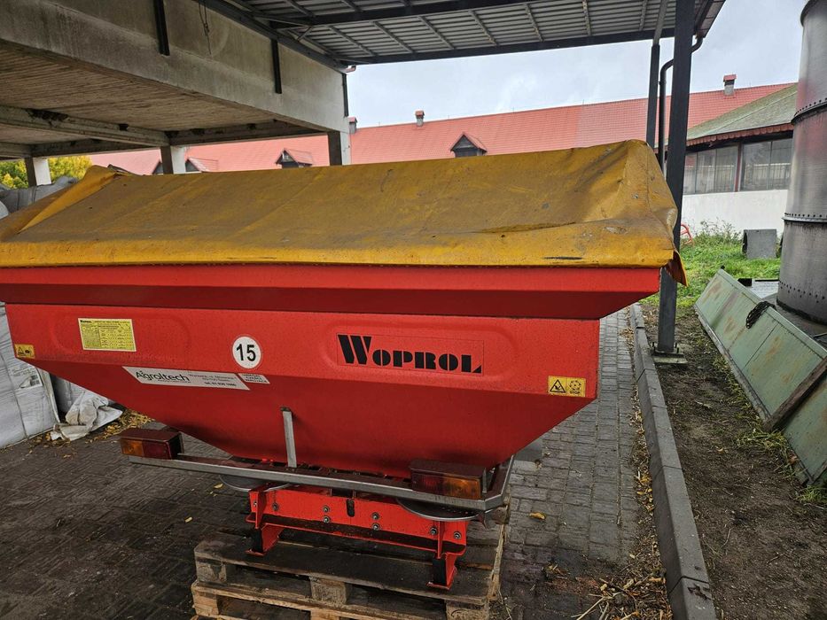 Rozsiewacz nawozu Woprol Junior 1200