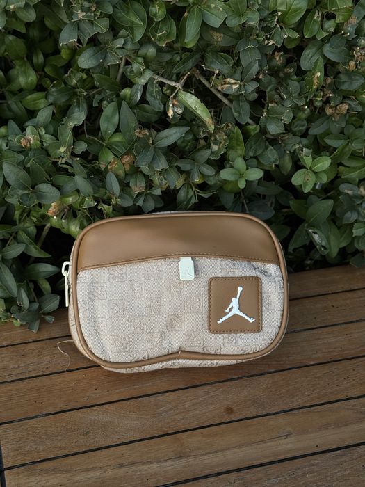 Сумка Jordan Monogram через плечо черная барсетка Джордан 23 монограм