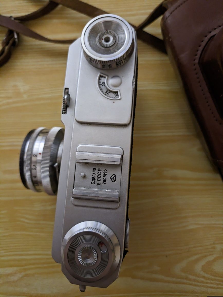Винтажный фотоаппарат Киев Юпитер 8 м