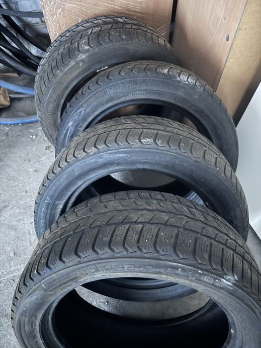 Резина зима r17/225/50 Uniroyal