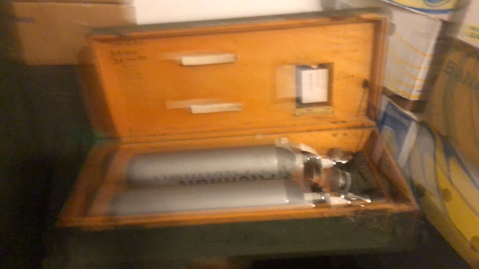 2 Botijas/garrafas de Mergulho militar ,caixa incluída