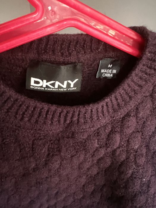 Sweter DKNY dzieciecy rM na ok 8-9 lat