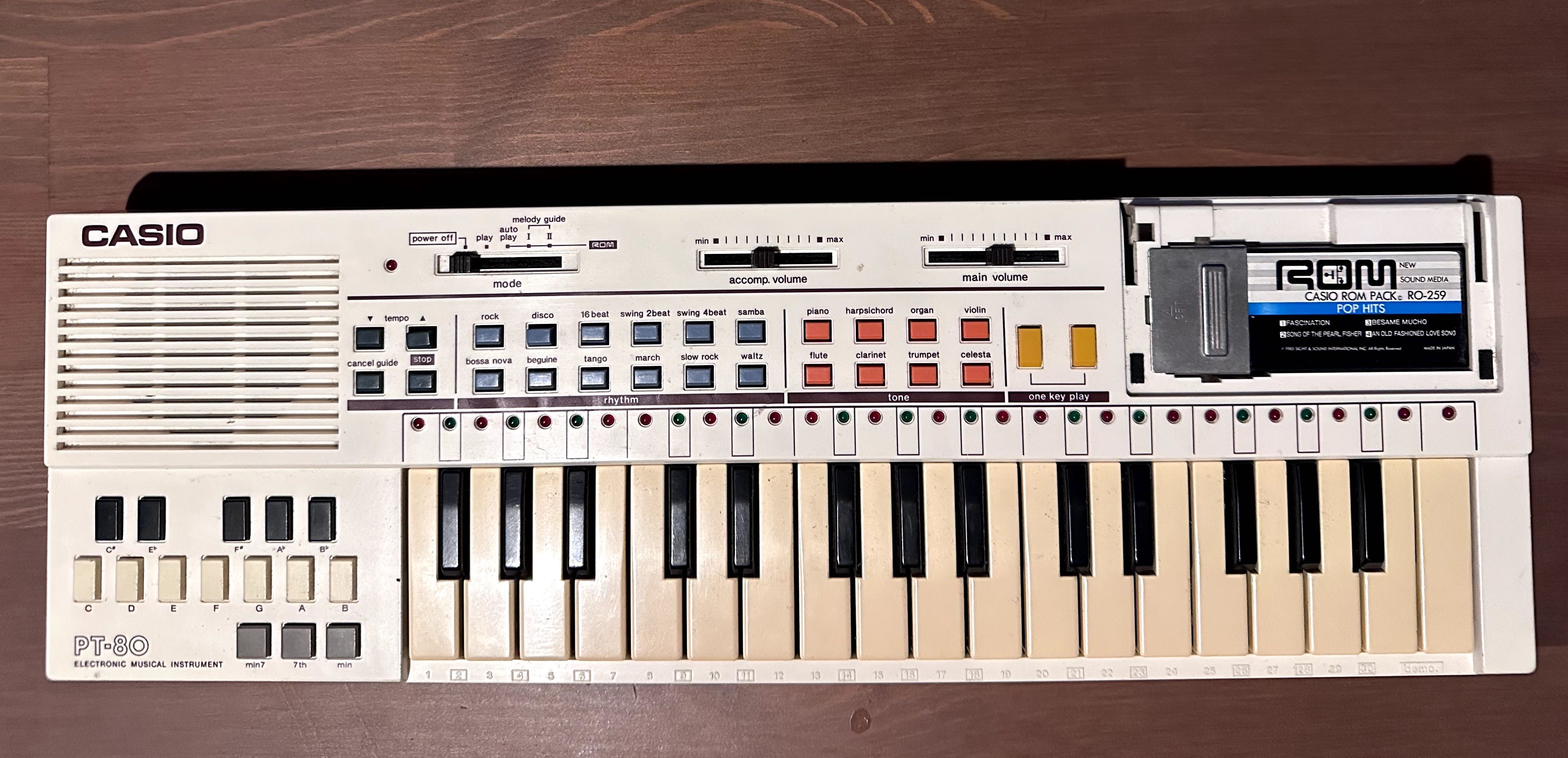syntezator Casio PT-80 vintage retro