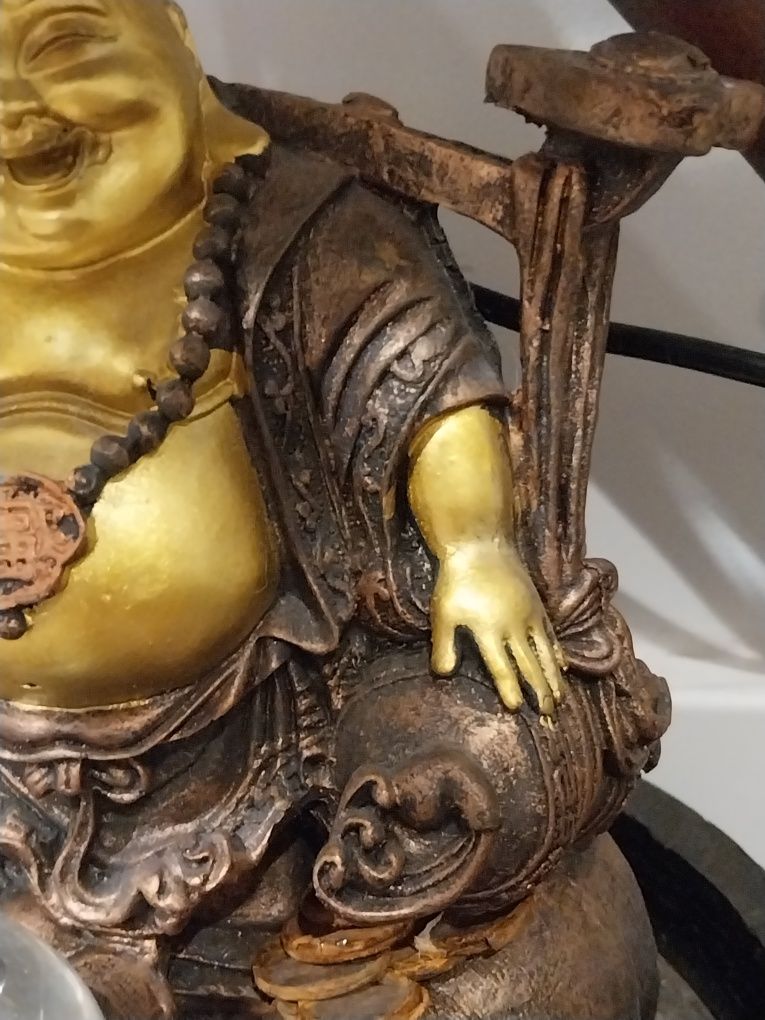Fonte Buda com bola de vidro