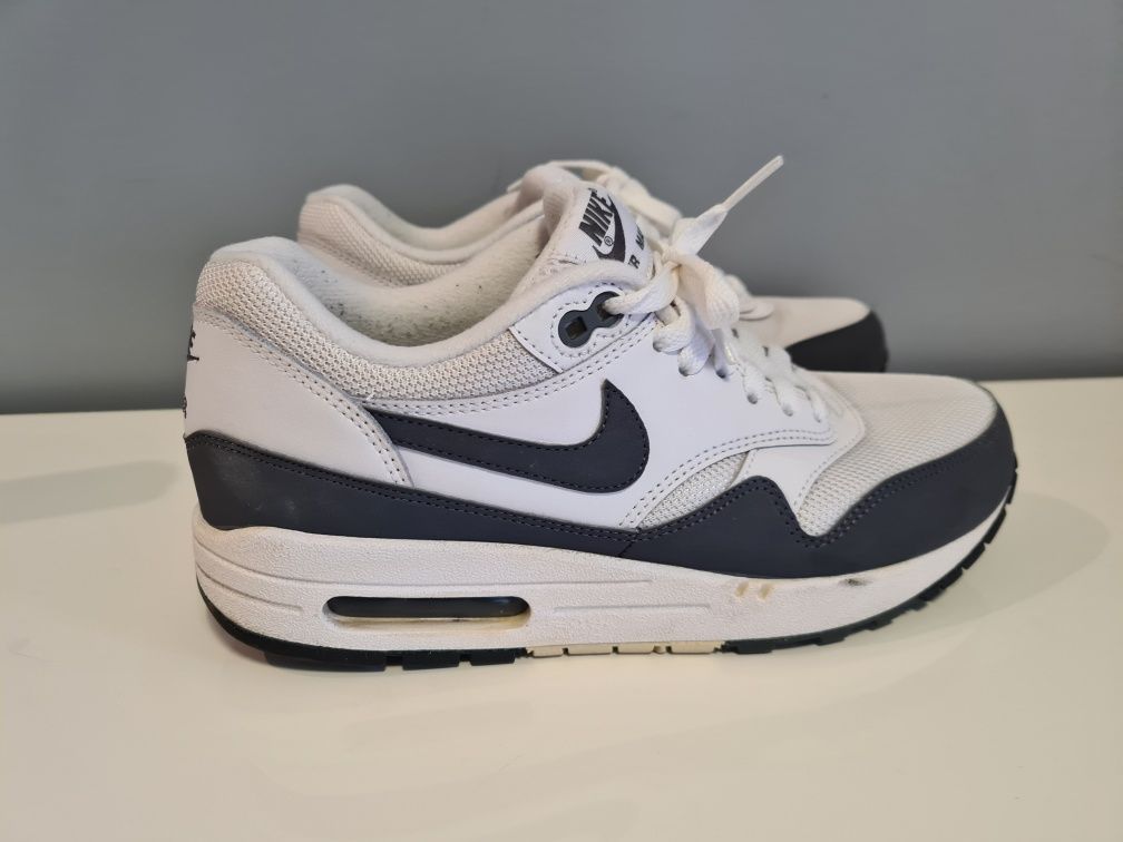 PRAWIE NOWE Air Maxy Airmax airmaxy 1 essential 39 24.5 cm