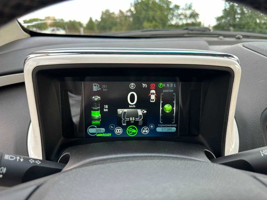 Chevrolet Volt 1. Шевроле вольт.