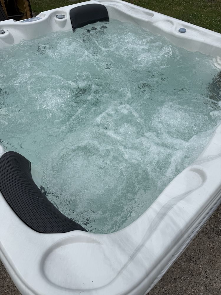 Jacuzzi Wanna Ogrodowa Freestylespa