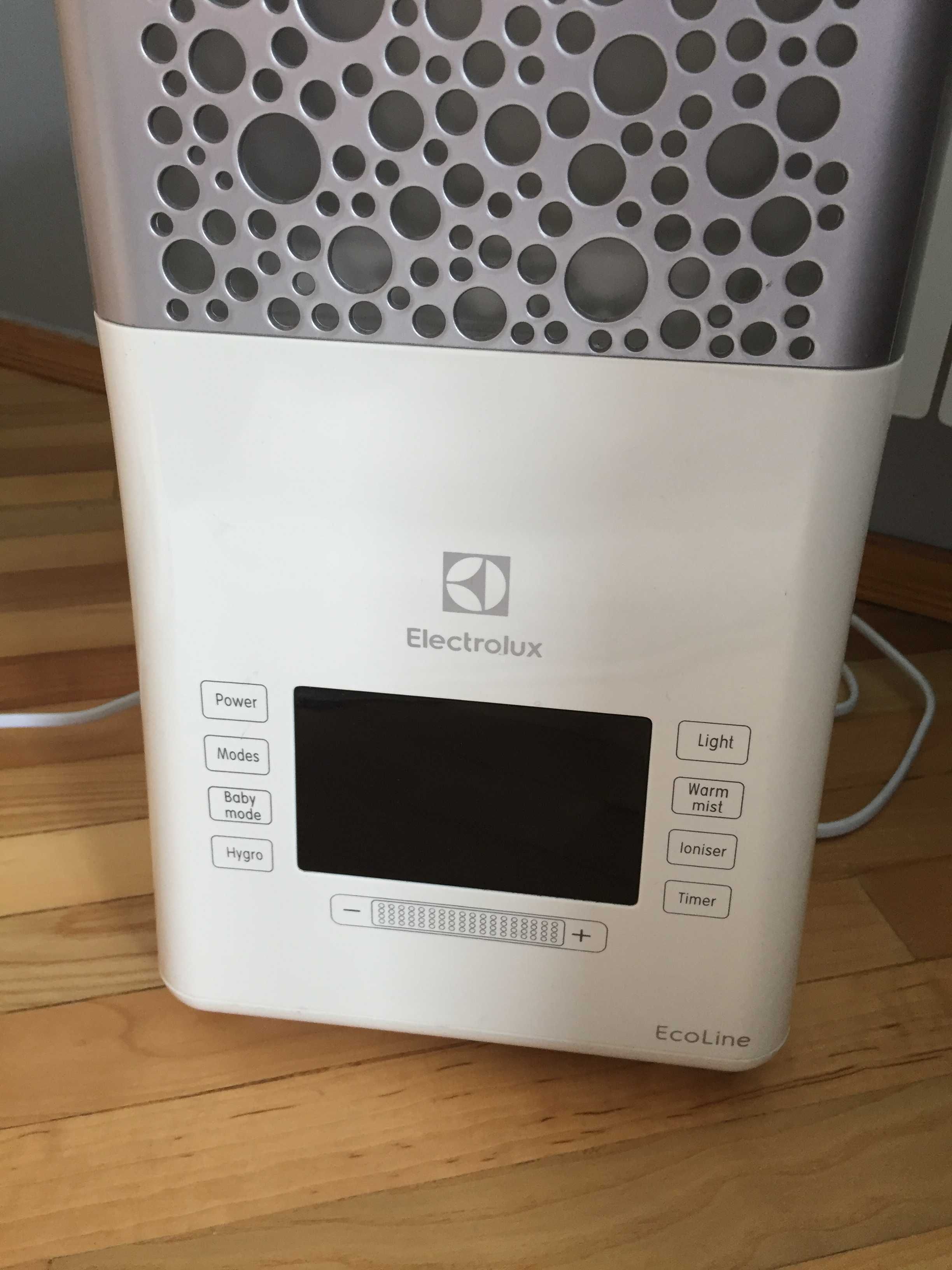 Зволожувач повітря ELECTROLUX EHU-3715D