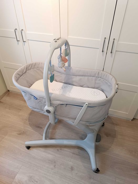 Chicco Baby Hug 4w1 z dodatkowym materacem marki Ruken