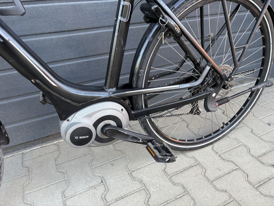 Rower Elektryczny 2020r Cube Town Bosch 400Wh po serwisie Dokumenty
