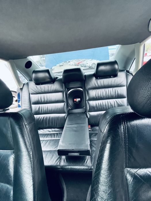 Продам Audi a4 b5 1.8 бензин