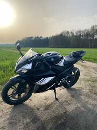 Yamaha yzf R125 rok produkcji 2009