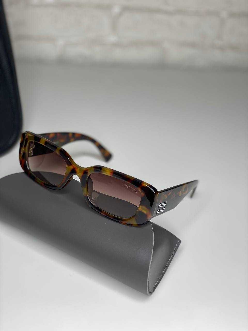 Женские солнцезащитные очки Miu miu коричневые леопард прямоугольные