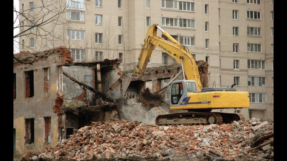 Демонтаж - знос будинків, приміщень, послуги самоскидів, ескаваторів