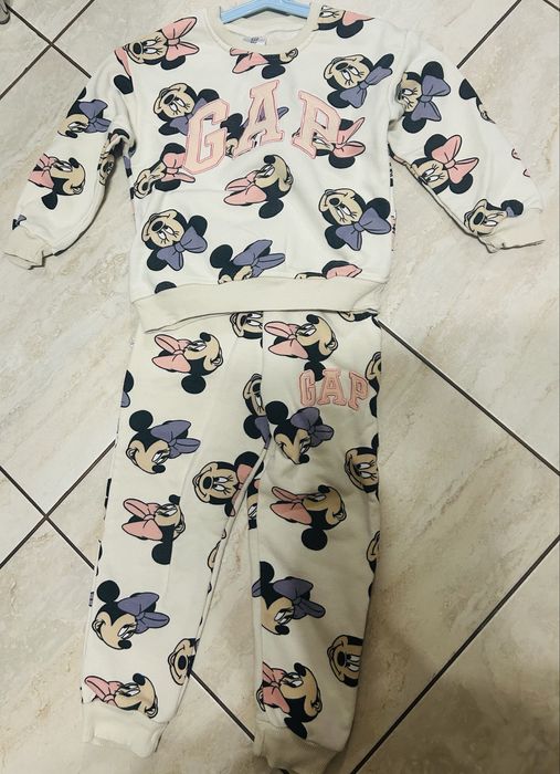 Костюм для дівчинки GAP