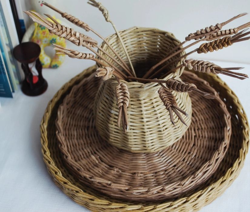 Ваза з паперової лози