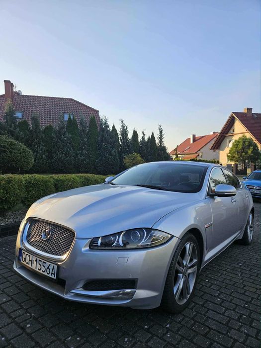 Jaguar XF 3,0 benzyna 340 KM AWD