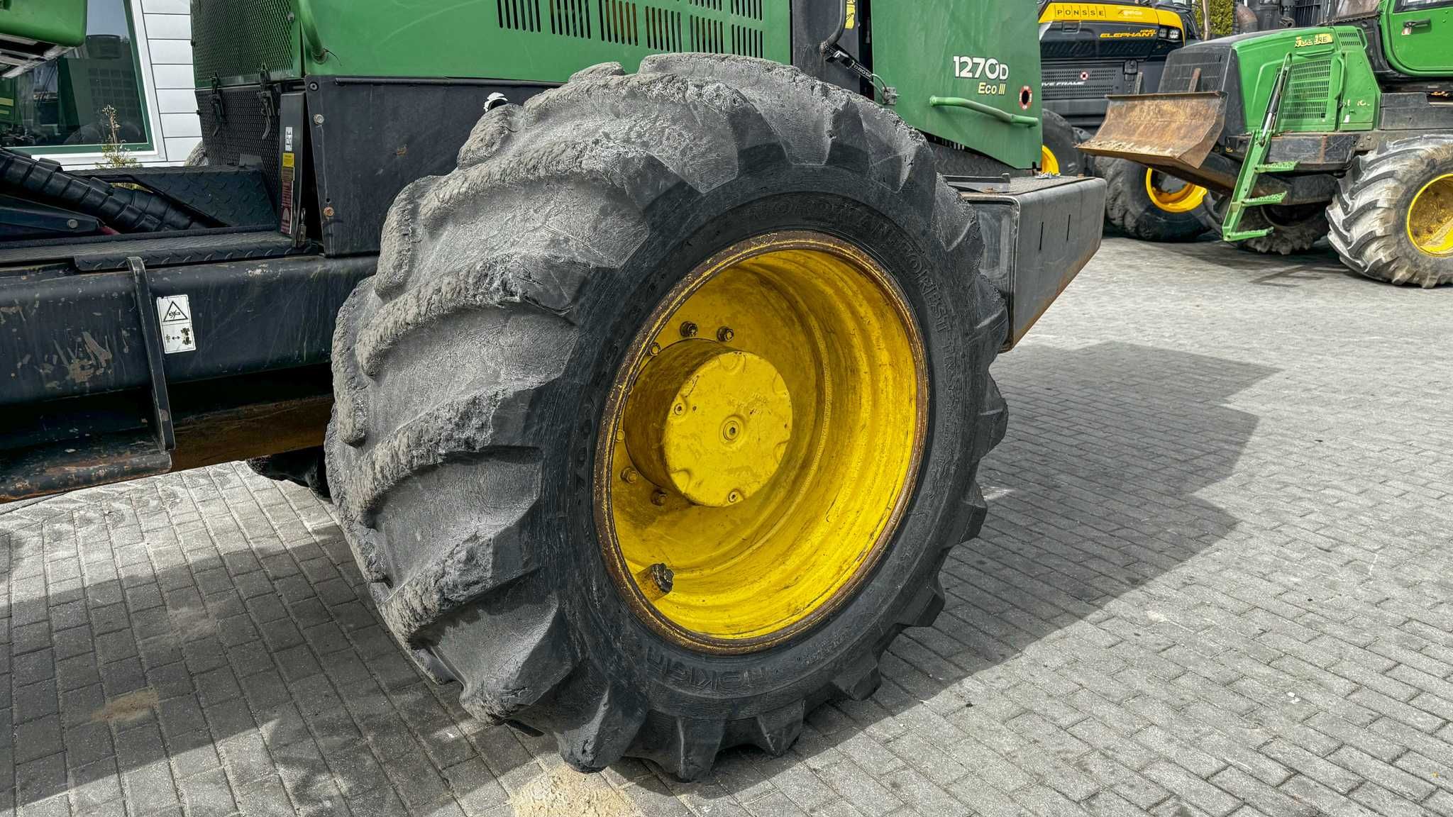 Harwester John Deere 1270D ECO III ROK 2008