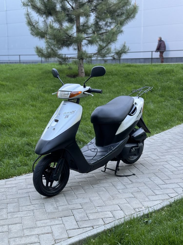 Скутер,мопед Suzuki Lets 2 С контейнера