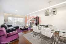 Apartamento T3 / Cozinha Equipada / Aquecimento Central / Garagem / Sa