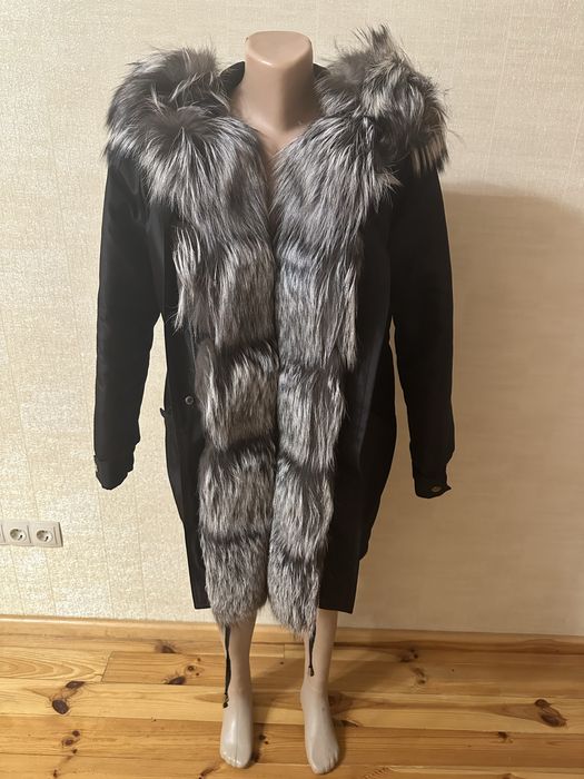 Продам парку,куртку,пальто з натуральним хутром