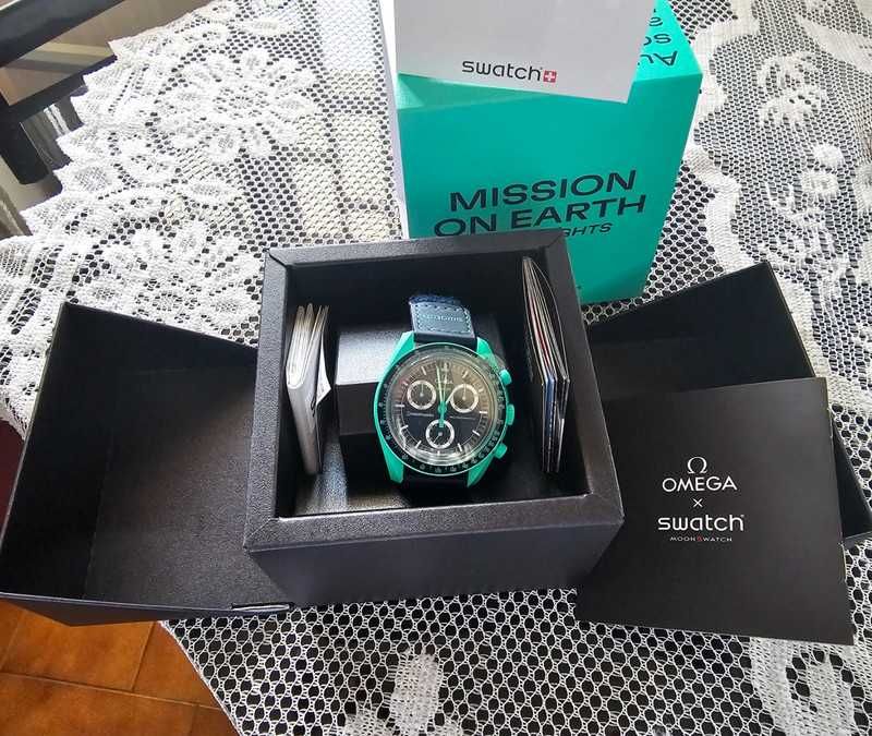 Omega x Swatch SO33L103 Earth - Trwały zegarek ekstremalnych warunków
