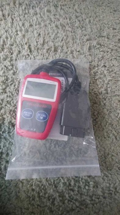 Komputer do testowania błędów w samochodzie