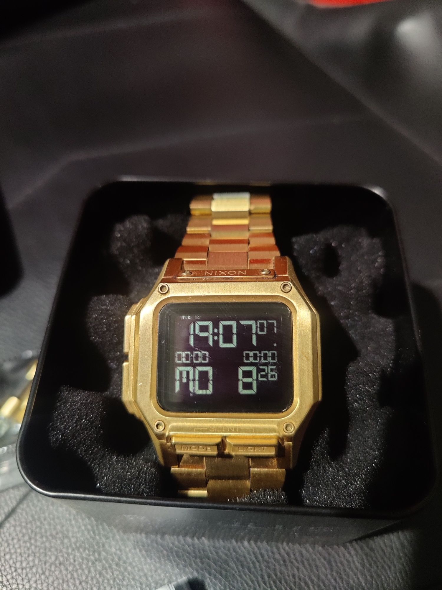 Vendo relógio Nixon Regulus SS All Gold