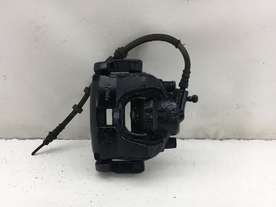 Суппорт передній правий LAND ROVER FREELANDER 2 L359 2010-2012 LR01538