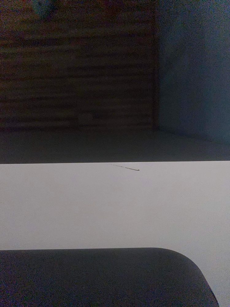 biurko ikea malm z wysuwanym panelem