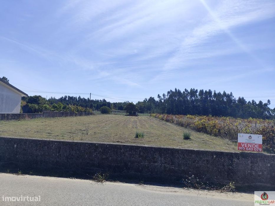 Terreno com viabilidade de construção