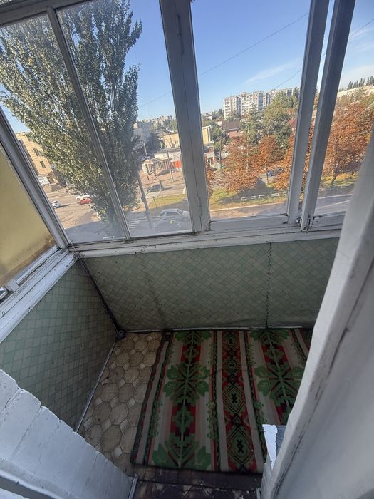 Здам 1 кім на Київській меблі та техніка