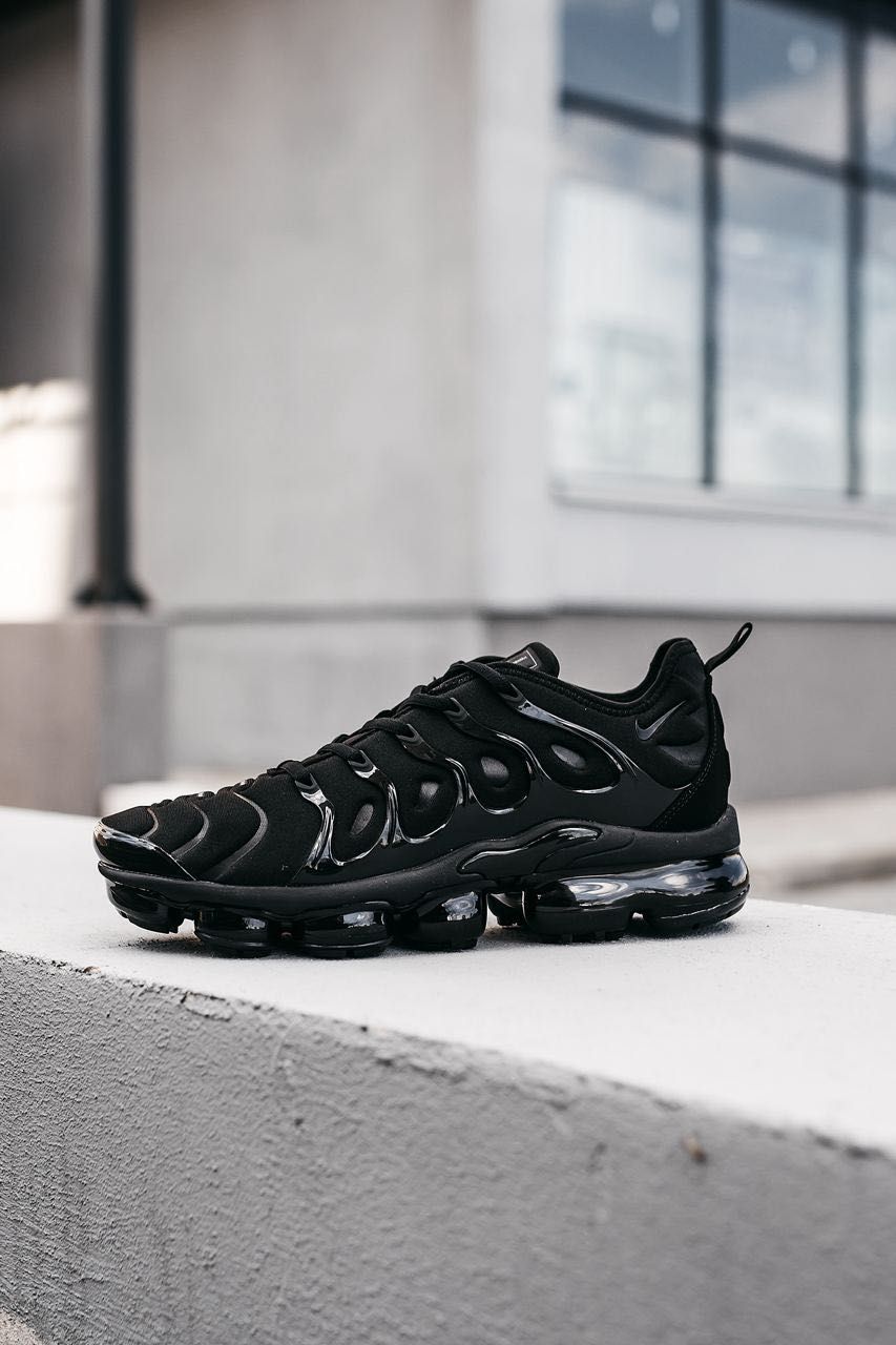 Мужские кроссовки VaporMax Plus Tn Black / 40-45