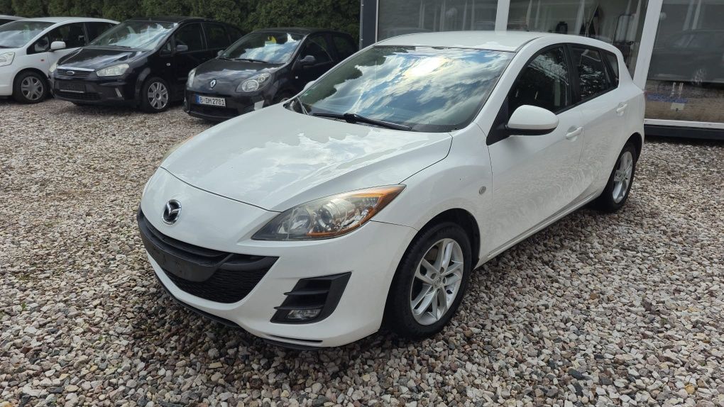 Mazda 3 diesel perłowa sprowadzony