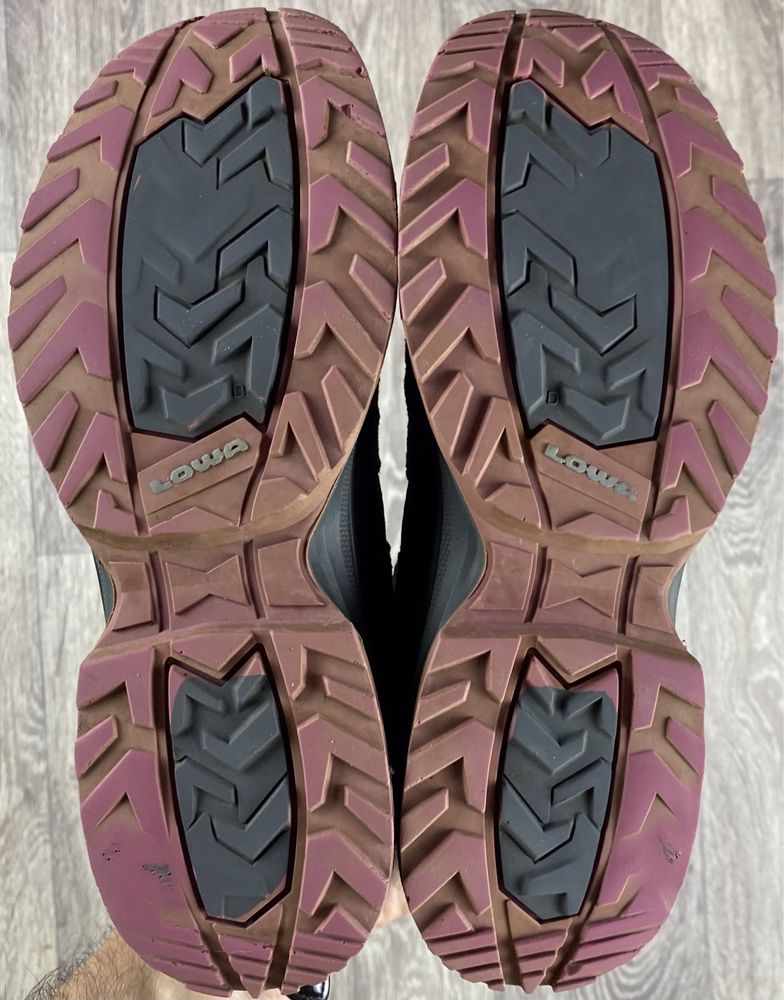 Lowa gore-tex кроссовки полуботинки 39 размер женские чёрные оригинал