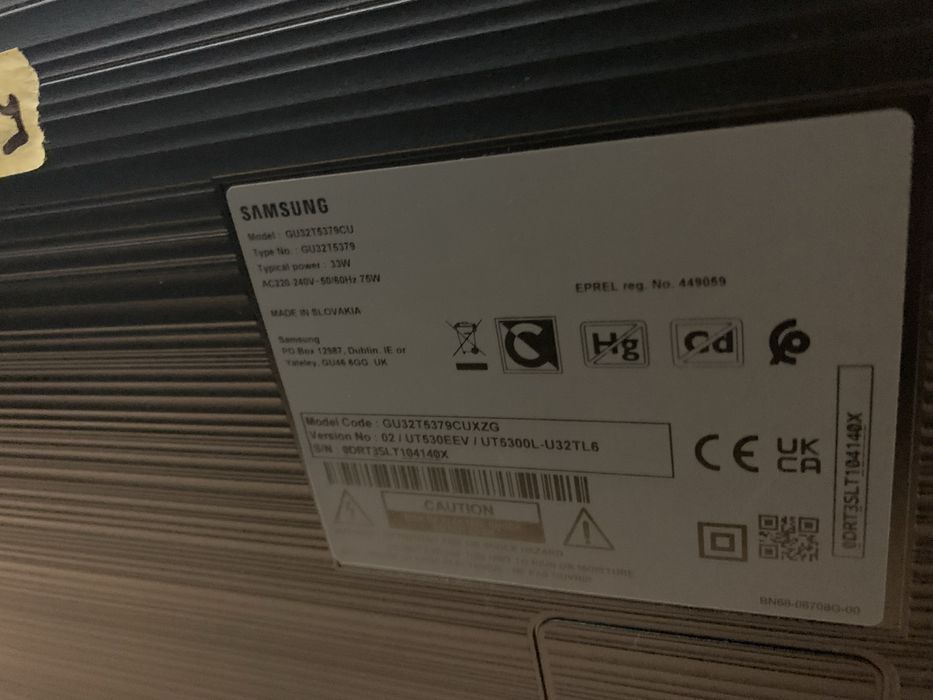 Телевізор samsung 32 smart tv + кріплення на стіну