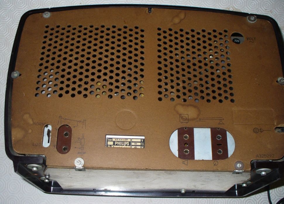Radio antigo Philips model BX416A 50 - ano de 1952