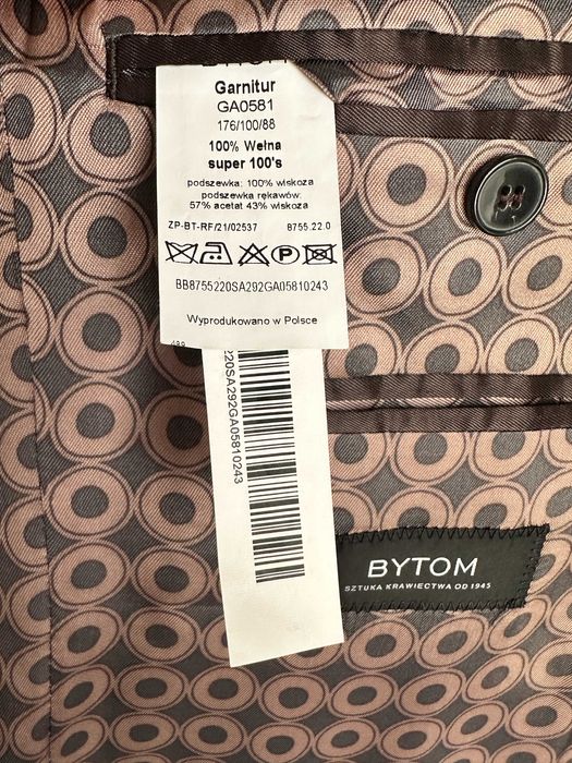 Garnitur męski bordowy BYTOM