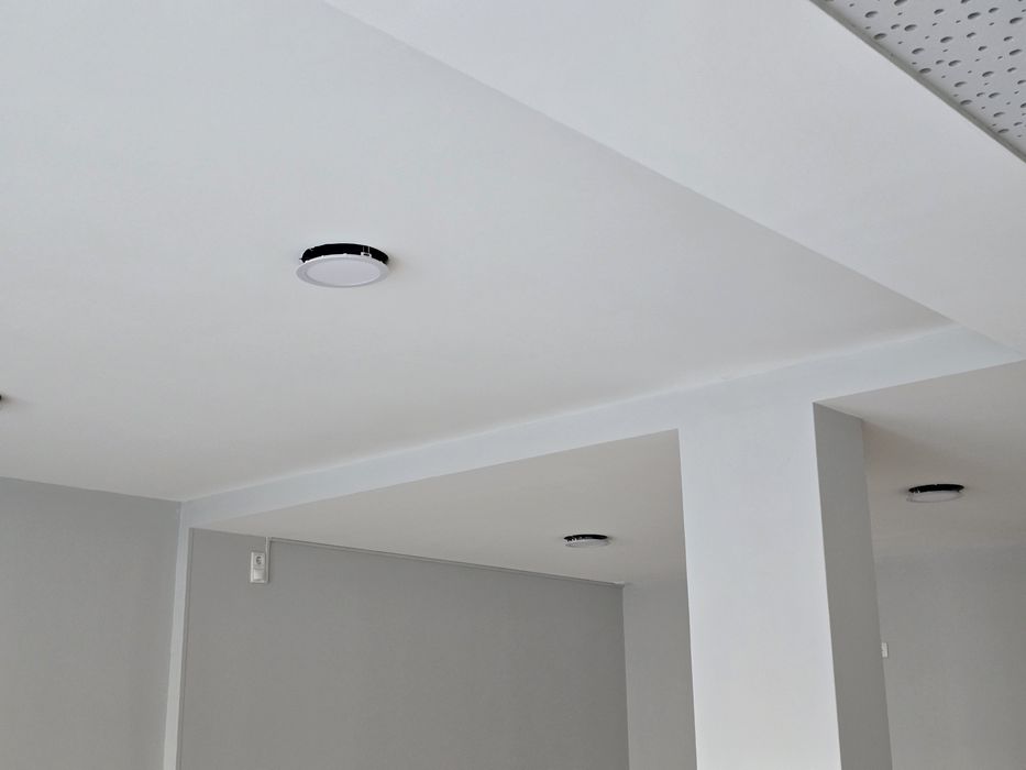 Loja 100m2  creixomil Guimarães