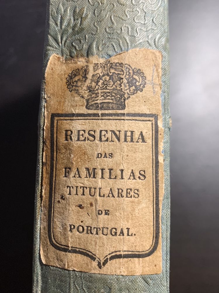 Resenha das famílias titulares de Portugal