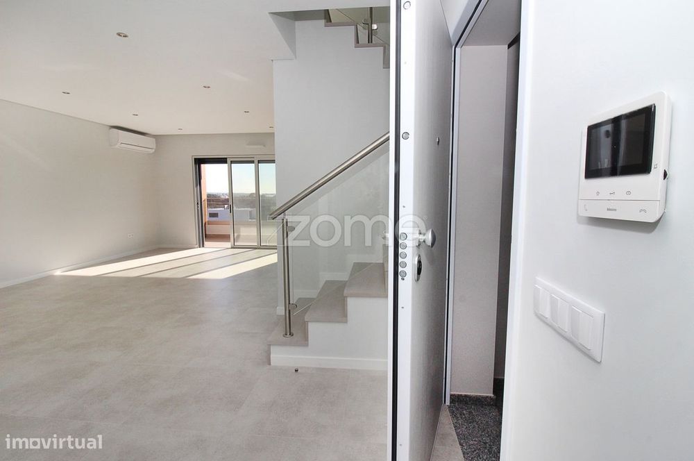 Apartamento T3 na Quinta do Pinhal em Gambelas - Faro