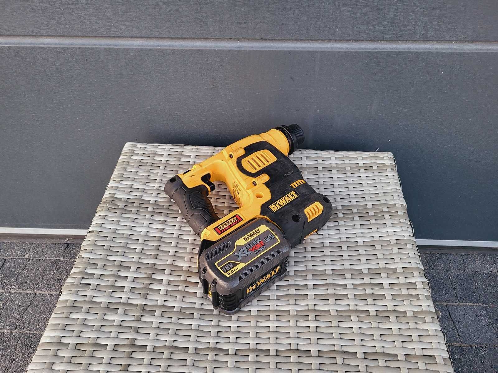 DeWALT DCH253N młotowiertarka SDS+, 18V,  3-funkcyjna + Akumulator 6Ah