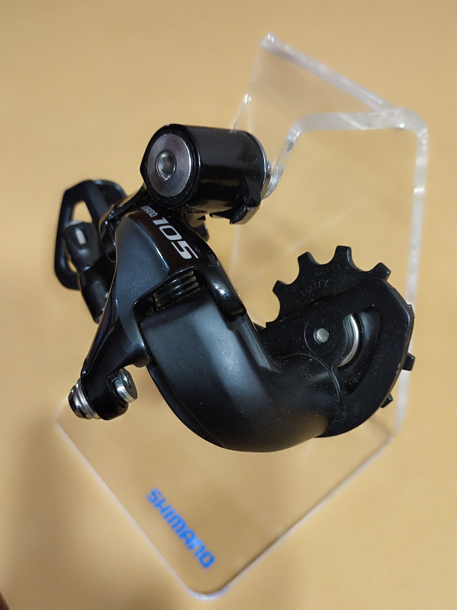 Nowa przerzutka tylna Shimano 105 RD-M5800 GS 11s Szosa