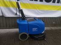 Szorowarka - Nilfisk Scrubtec 337.2  Karcher