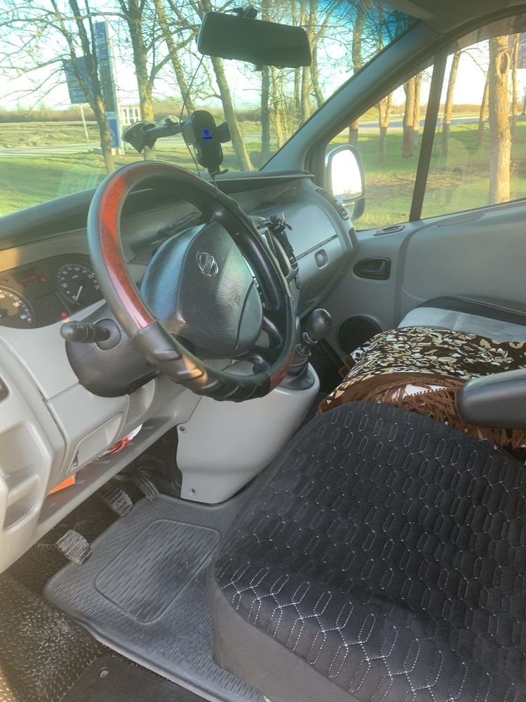 Nissan Primastar 2.0 2009р