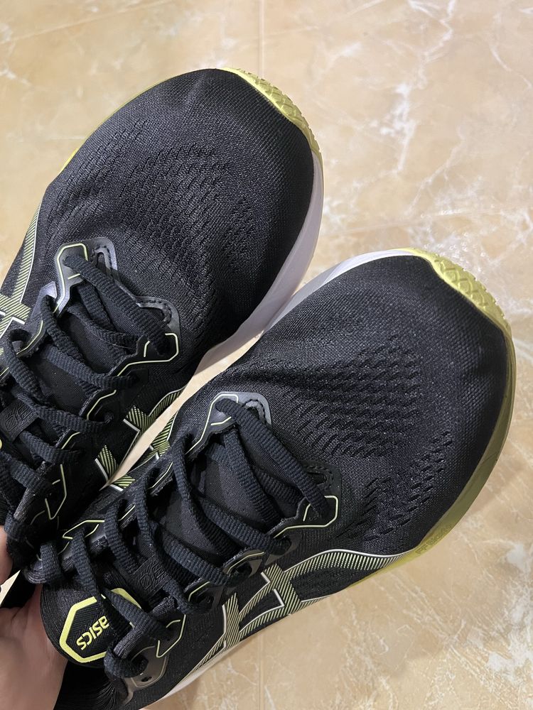 Кросівки для бігу чоловічі Asics Gel-Kayano 30