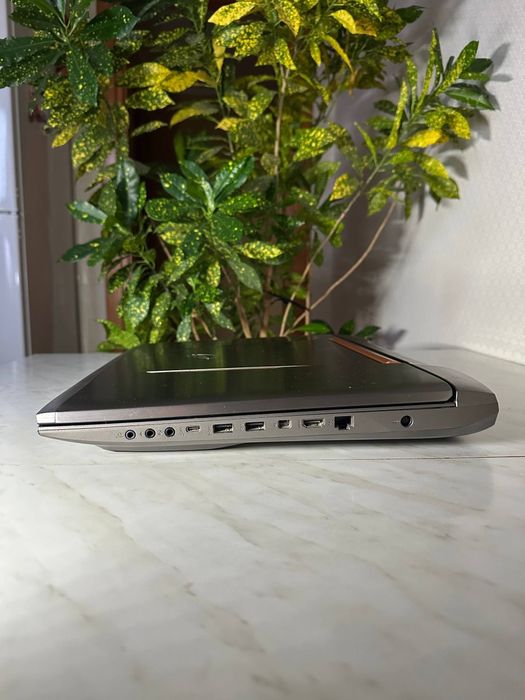 Продається ноутбук ASUS ROG G752