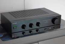 Wzmacniacz Sony TA-F210